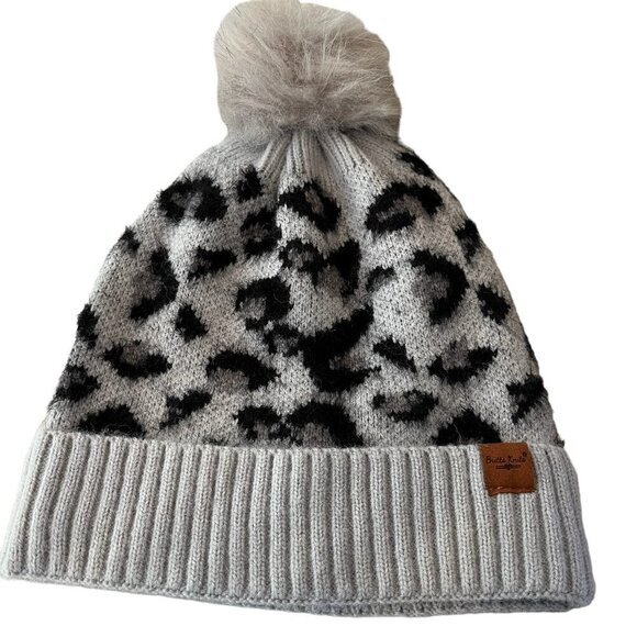 NEW Britts Knits Gray Snow Leopard Women's Pom Hat Beanie - Picture 3 of 9